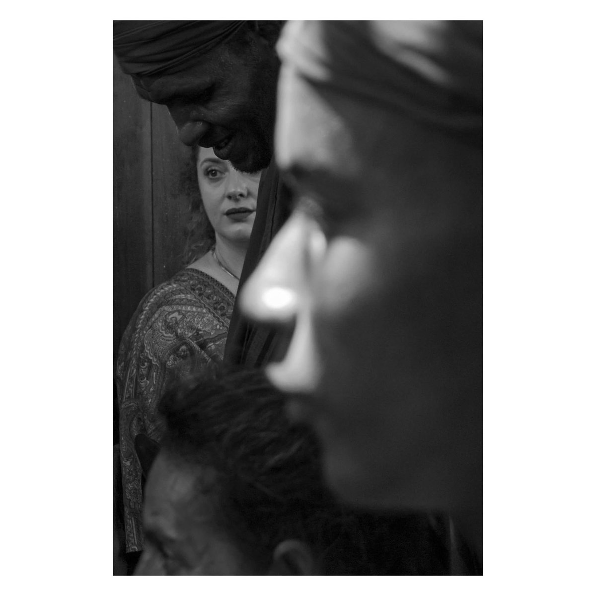 « Entre l’ombre et la lumière, les âmes se frôlent sans jamais se toucher..... »
Medina de Tunis 09/2025
📸Mona Fkih Khouaja