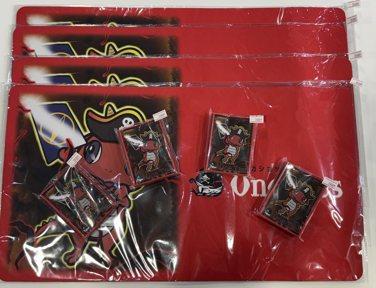 OneTiesスリーブ OneTiesプレイマット販売中‼️ お求めの方は是非