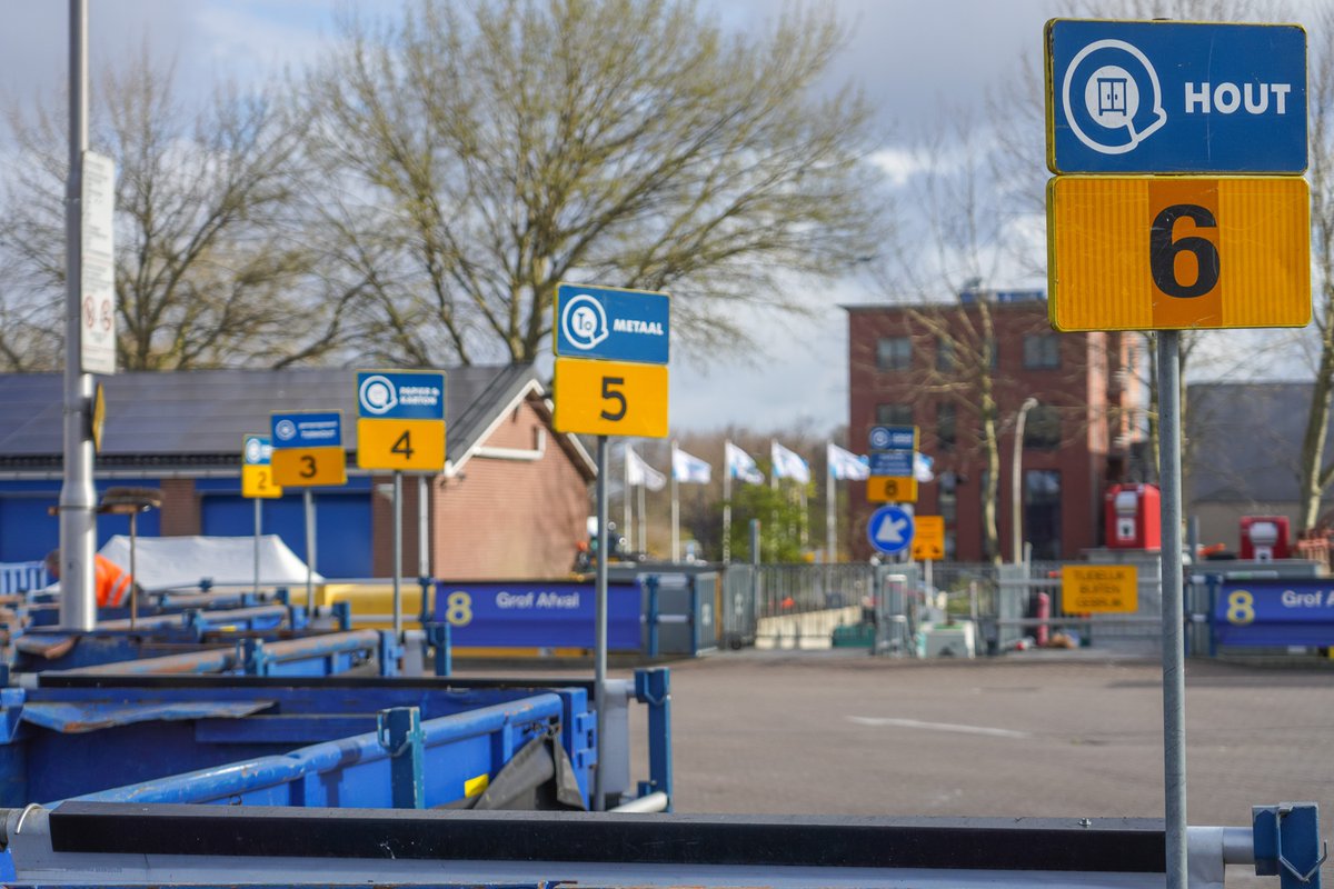 Wil je deze week langskomen bij de milieustraat? Let dan op: donderdag 20 november sluit de milieustraat eerder dan je gewend bent. Je kunt op die dag terecht tussen 10.00 en 14.00 uur. Vrijdag 21 november is de milieustraat weer op de normale tijden geopend.