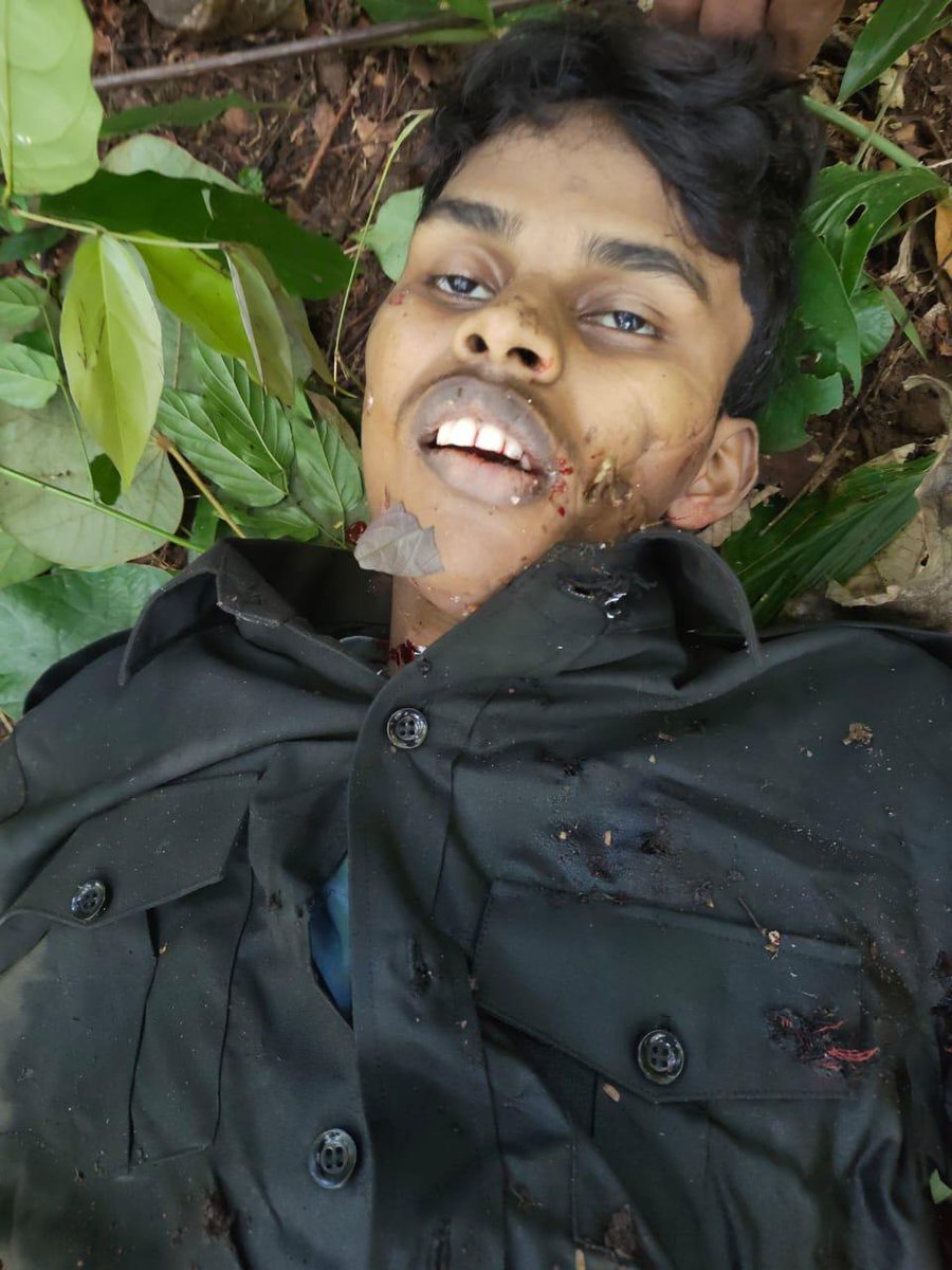 Goreunit's tweet image. Operation by Andhra police&apos;s greyhound force 🔥

Top Naxal commander &amp;amp; his wife including 4 other naxalites liquidated by the security forces.