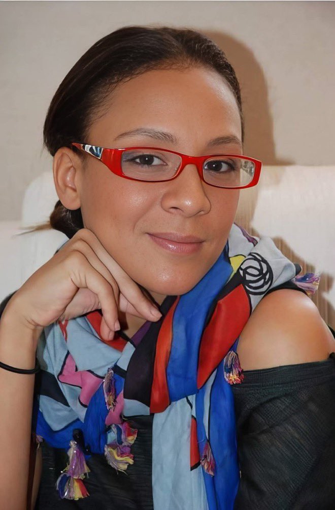 Fetö ye terörist diyen ilk kişiydi !!

Ruhun şad olsun dünya güzeli Defne Joy Foster🥀❤️