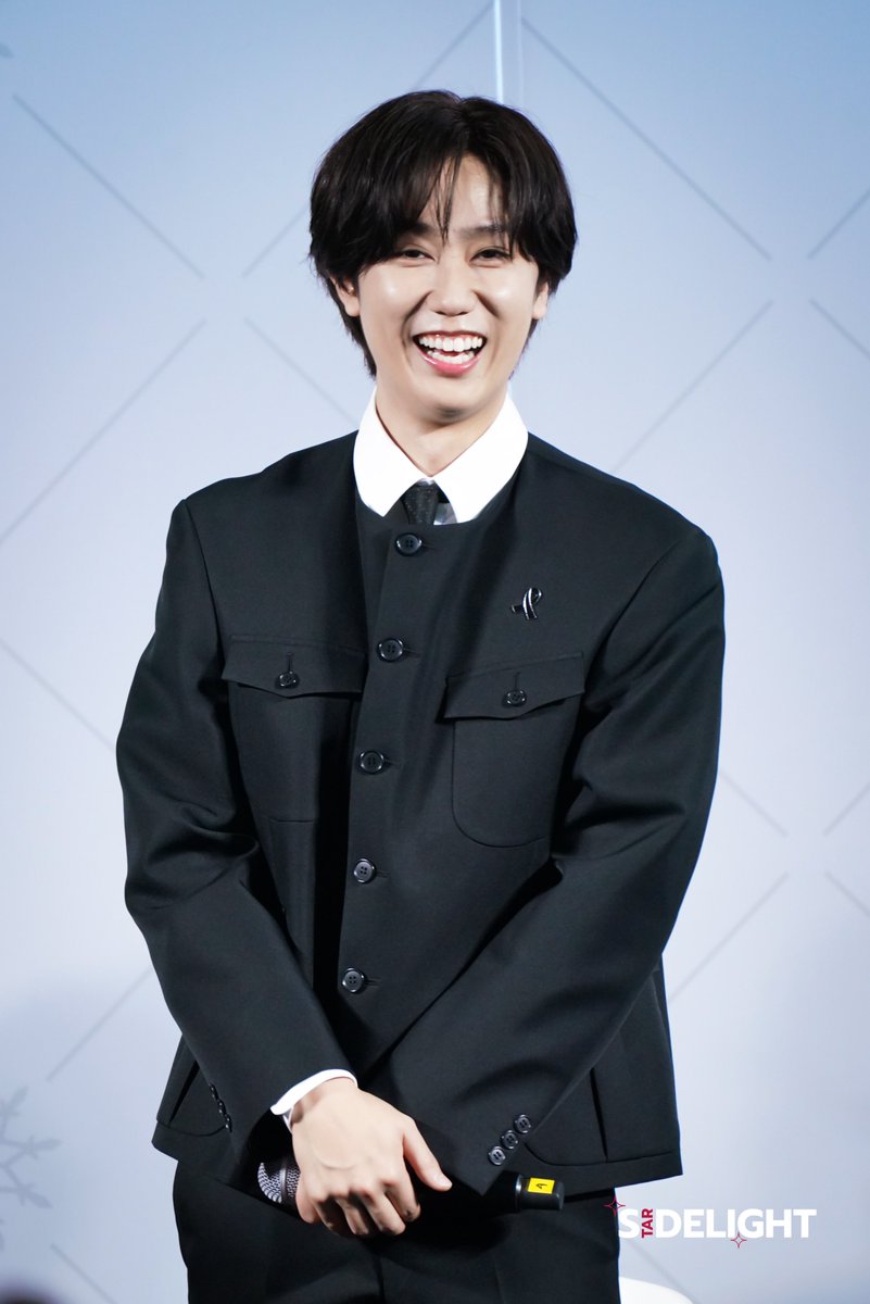 StarDelight_ent's tweet photo. #RyoheiAbe ในงานแถลงข่าว Snow Man 1st POP - UP in BANGKOK

#SnowMan #SnowMan1stPOPUP #SnowMan1stPOPUPBANGKOK
#阿部亮平 https://t.co/GVhWnlFsXj