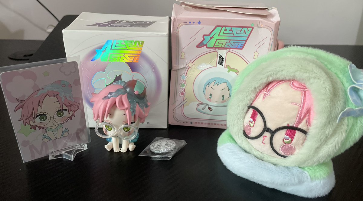 hinabns's tweet photo. wts lfb ph 🇵🇭 alien stage alnst merch

[Sunny Dolls Baby Set] 

MIZI Figure, Photocard, Can Badge (Small), Plushie/Doll

1000php + lsf

- only stored indoors, items are still in great condition 
- boxes have dents due to delivery

dm/reply to claim
strictly no cancellation https://t.co/omNDqbBE27