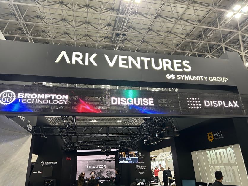 arkventures_inc's tweet image. 絶賛調整中🎥
明日からです！
内容盛りだくさんなのでぜひお越しください😊

小間番号：Hall 7 7309
イベントHP：inter-bee.com/ja/

#InterBee #ROEVisual #Brompton #MEGAPIXEL #DISGUISE #HIVE #VENTANA #DISPLAX #waterbirdsystems #gworks #sitev