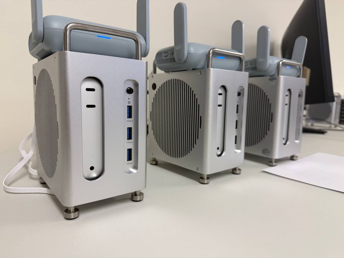 Pai3Ai's tweet image. The next batch of PAI3 Power Nodes is officially ready to ship. 📦🔥

Precision-built. Tested. Engineered for decentralized intelligence at scale.

Every shipment strengthens the global network — and brings real AI ownership closer.

#PAI3 #DecentralizedAI #EdgeCompute…