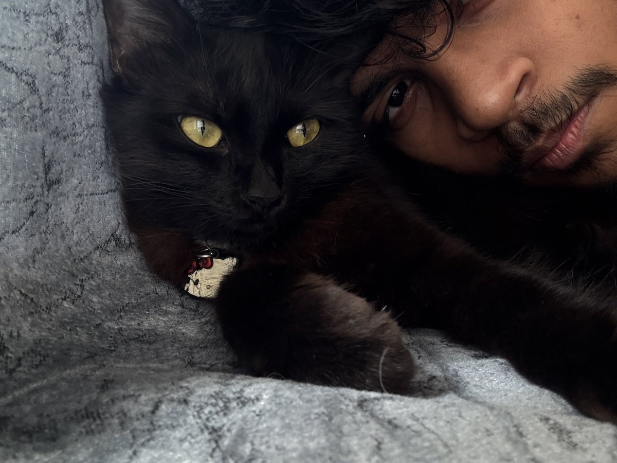 axbixh's tweet image. Hard launching my girl