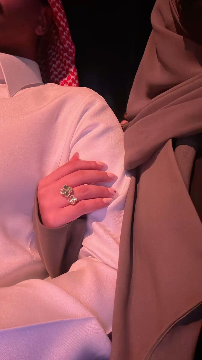 𐙚 (@chicrandoms) on Twitter photo 