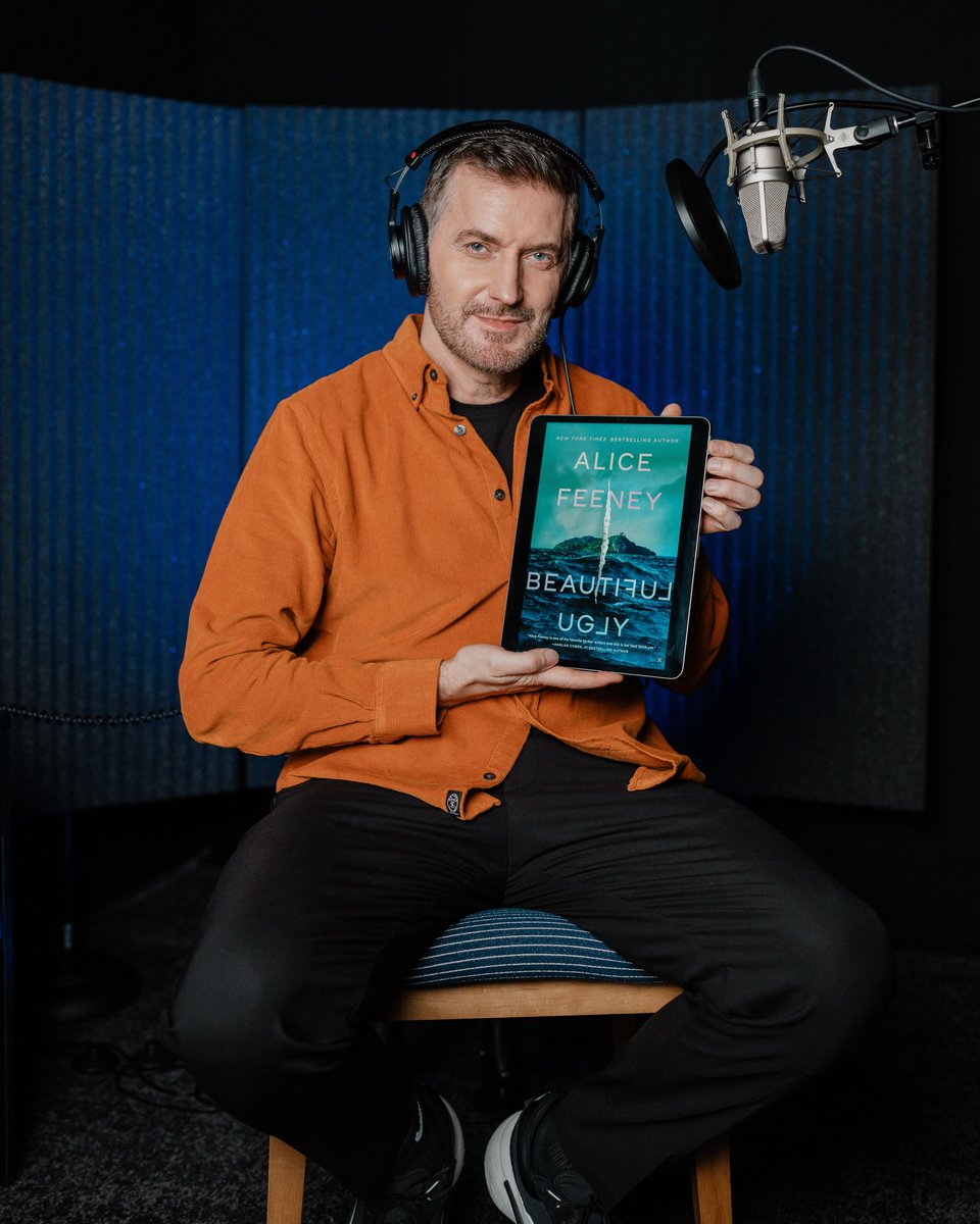 RABulgaria's tweet photo. #RichardArmitage is featured in 2 of the 13 best Crime &amp; Thrillers audiobooks of the year chosen by @audibleuk 
#BeautifulUgly by #AliceFeeney &amp; #DontLetHimIn by #LisaJewell 

https://t.co/ju5G9AZRzr https://t.co/iBespBLwjL