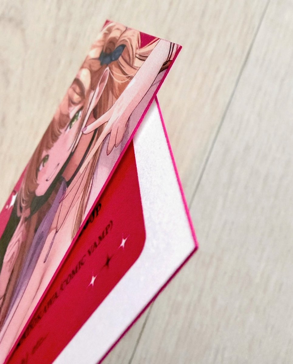 名刺を作りました！！

ピンクと黒、裏面はピンクと白という好きなもの詰め合わせみたいな名刺～！名前の部分がピンクの箔押しです！しかも名刺の横にピンクの小口染め！
最高の名刺にして下さってありがとうございました…！

デザイン:しおこ様(<a href="/sioko_trpg01/">しおこ</a>)
印刷：デコカード様（<a href="/DECO_CARD/">デコカードスタッフ＠特殊紙と印刷加工</a>）