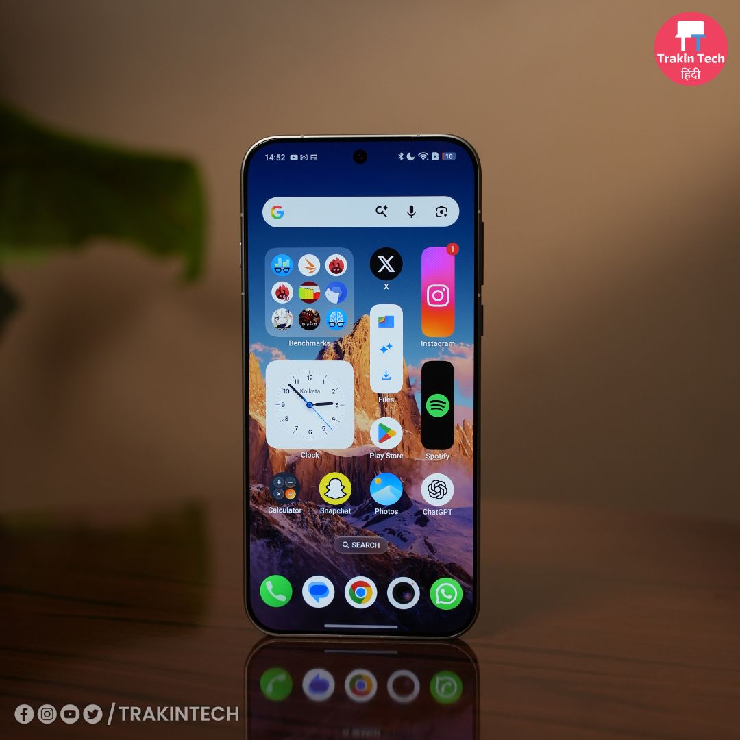 TrakinTech's tweet image. Oppo Find X9, X9 Pro Launched in India🇮🇳

📱6.59” 1.5K | 6.78” 2.8K LTPO 120Hz AMOLED Display
💾MediaTek Dimensity 9500 (3nm) SoC
📸50MP (Main) + 50MP (3x Telephoto) | 200MP (Hasselblad Camera) + 50MP (UW) Rear Cameras
🤳32MP | 50MP Front Camera
🔋7025mAh | 7500mAh Battery
⚡80W…