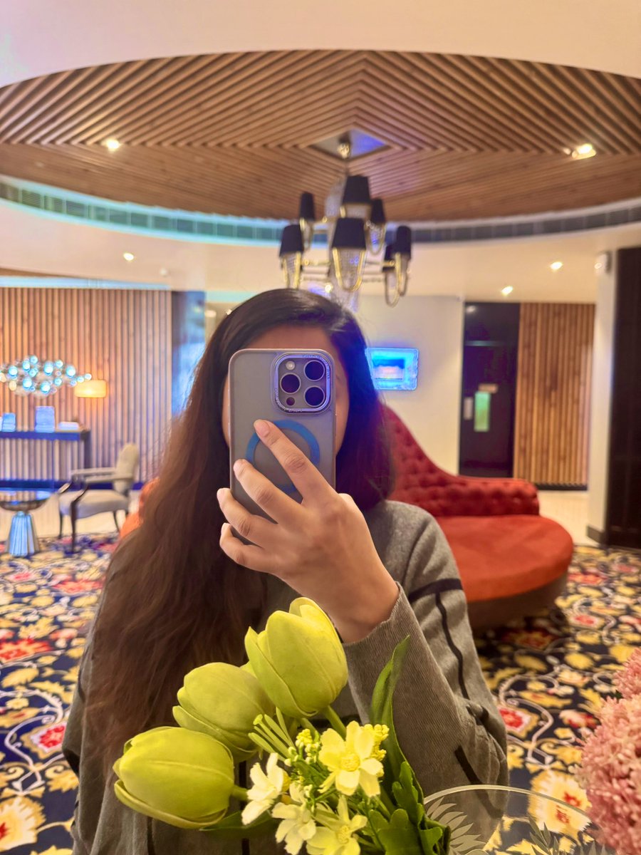 ProfessorCardz's tweet image. When the background is doing more flexing than me 

#Hillside