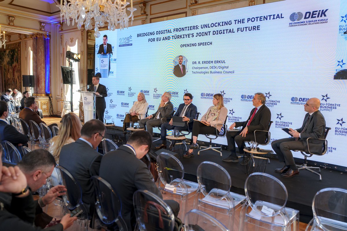 “Diyalogdan Aksiyona: Daha Güçlü Bir AB-Türkiye Ekonomik Geleceği İnşa Etmek”

Türkiye-Avrupa İş Konseylerimiz, <a href="/ebsummiteurope/">European Business Summits</a>
iş birliğinde düzenlediği, "EU-Türkiye Business Summit"te, "Dijital Sınırları Aşmak: AB ve Türkiye'nin Ortak Dijital Geleceğinin Potansiyelini Ortaya