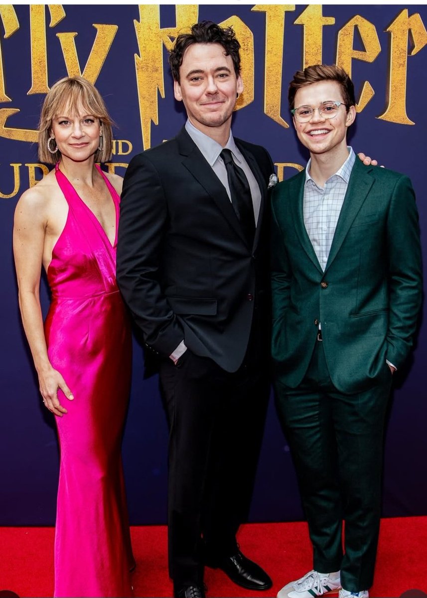 Lanetli Çocuk 7. Yıl Potter Ailesi kadrosu. Bence gayet başarılı. Ginny,Harry,Albus.