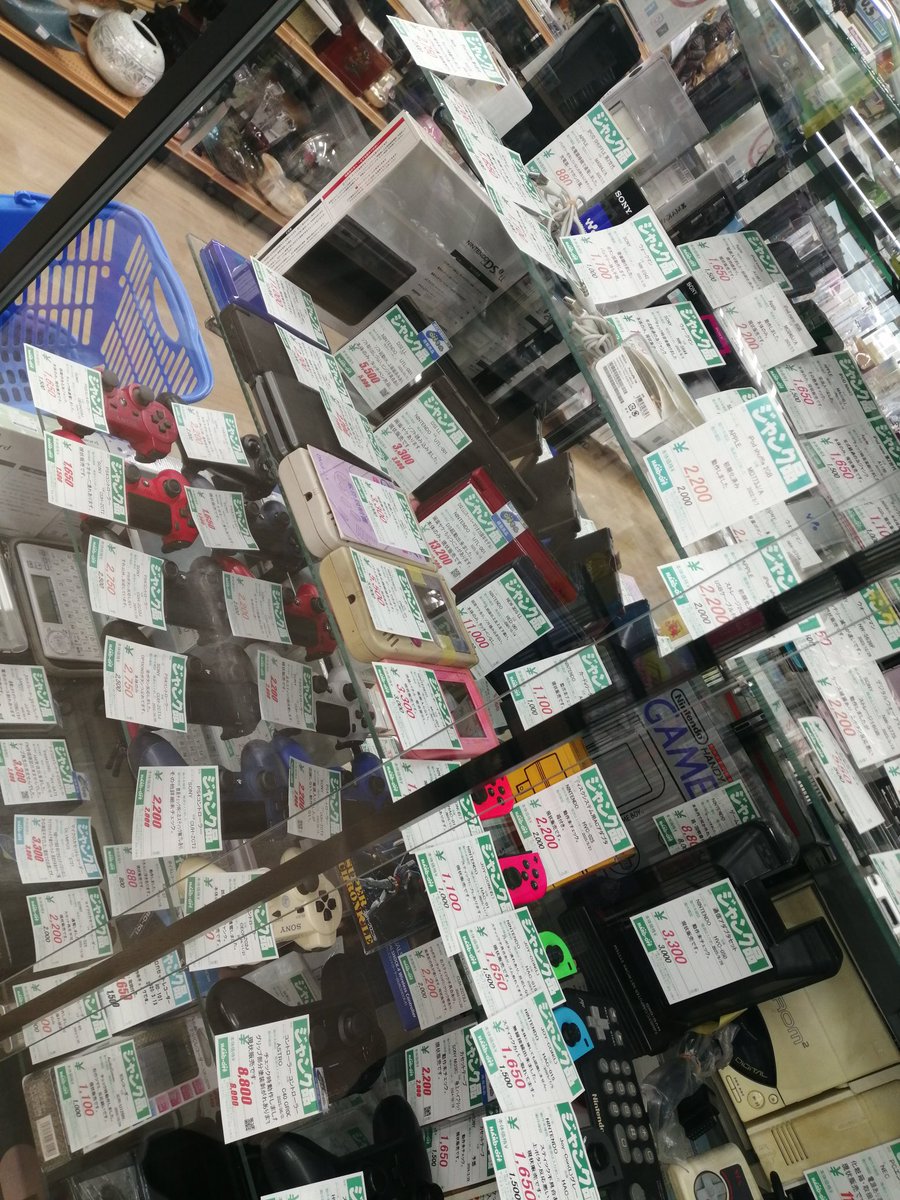 ジャンクのガラスケースを 綺麗にしました(⁠*⁠´⁠ω⁠｀⁠*⁠) 見やすくなる