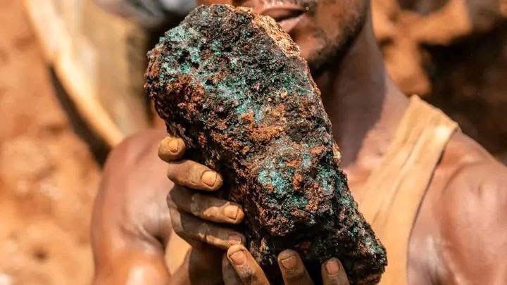 Joe__Bassey's tweet photo. DR Congo🇨🇩 produces over 70% of the world’s cobalt, critical for electric car batteries. But the country remain one of the poorest in the world. https://t.co/2P05iyDns0