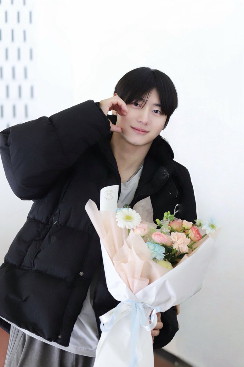 251117 그 동안 너무 행복했다..~~🥹
#쇼트트랙 #김다겸