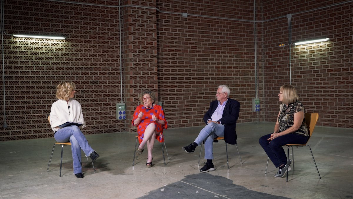 Funciona <a href="/zoomAPunt/">ZOOM À Punt</a> en el prime time de <a href="/apunt_media/">À Punt</a> al registrar un 4.6% de share y una media de 49.000 espectadores

🔎 +54.8% por encima de la media del canal

🔎 107.000 espectadores conectaron en algún momento con el programa

#QueVivaLaTele #Audiencias