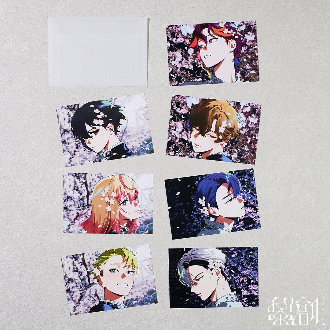 kazaritayu_ex's tweet image. ❖─────❖
　グッズ紹介
❖─────❖

❀LUMINOUS POSTCARD SET -華昇諷詠-

オリジナル封筒付きの箔押しポストカードセット。
角度によって輝きを放ち、光の加減で表情が変わるワンランク上の一枚をお楽しみいただけます。
※お一人様2個まで

#風李たゆ個展