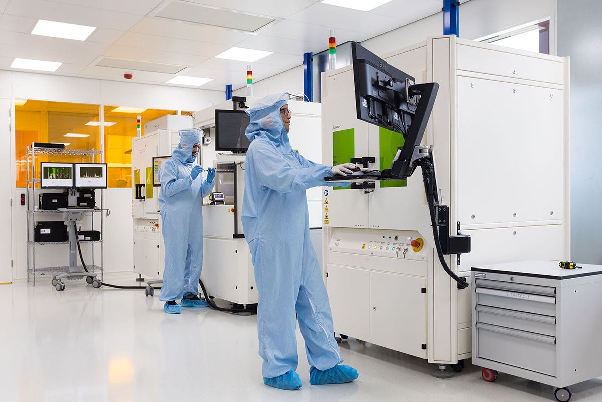 PHIX_Photonics's tweet image. PHIX boosts your #optoelectronics manufacturing with outsourced or second-sourced production. We handle smooth process transfers for (flip chip) #diebonding, #opticalfiber attachment, #freespaceoptics, and much more!

➤ Find out more: phix.com/our-offering/c…

#photonics