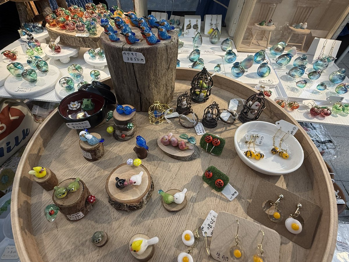 pic1,2 Phoenix Flower
pic3,4 m-pool
(敬称略)