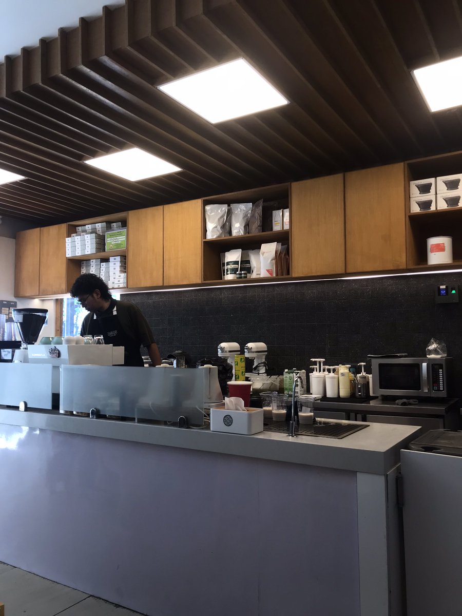 ReDo_Ch's tweet image. In my Performative Era 🍵