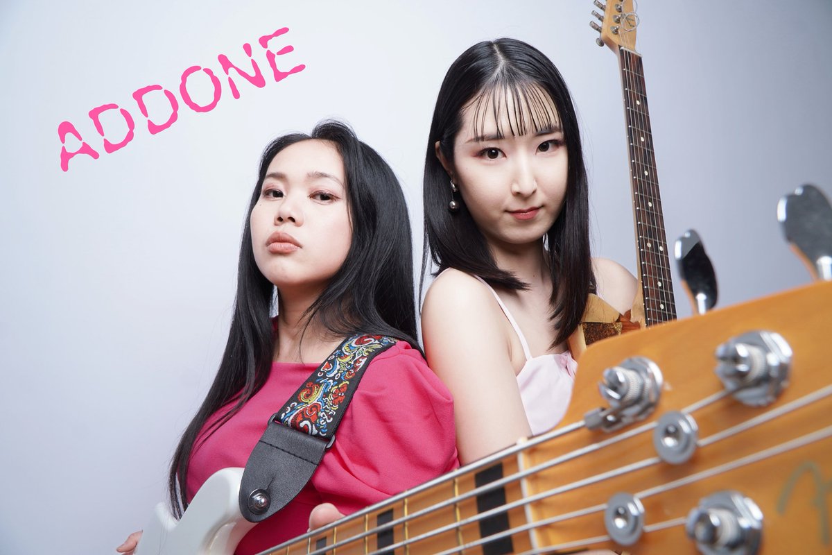 shokaokubo's tweet photo. こちらのホール公演みなさん是非是非お越しください🩵🩷🩵🩷
只今予約受付中です\\\111///
ドラムにGraceさん、キーボードにMizkiちゃんを呼んでとっても豪華な夜にします🎄⭐️
#addone
#あどわん
#junaserita
#shokaokubo
#大和 https://t.co/MkFPZnfVcC