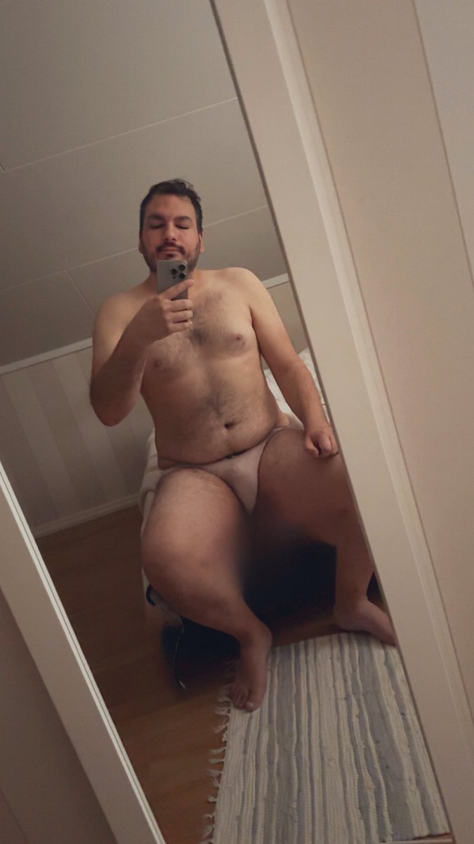 Aaron|هارون 🏳️‍🌈 (@mrvers93) on Twitter photo 