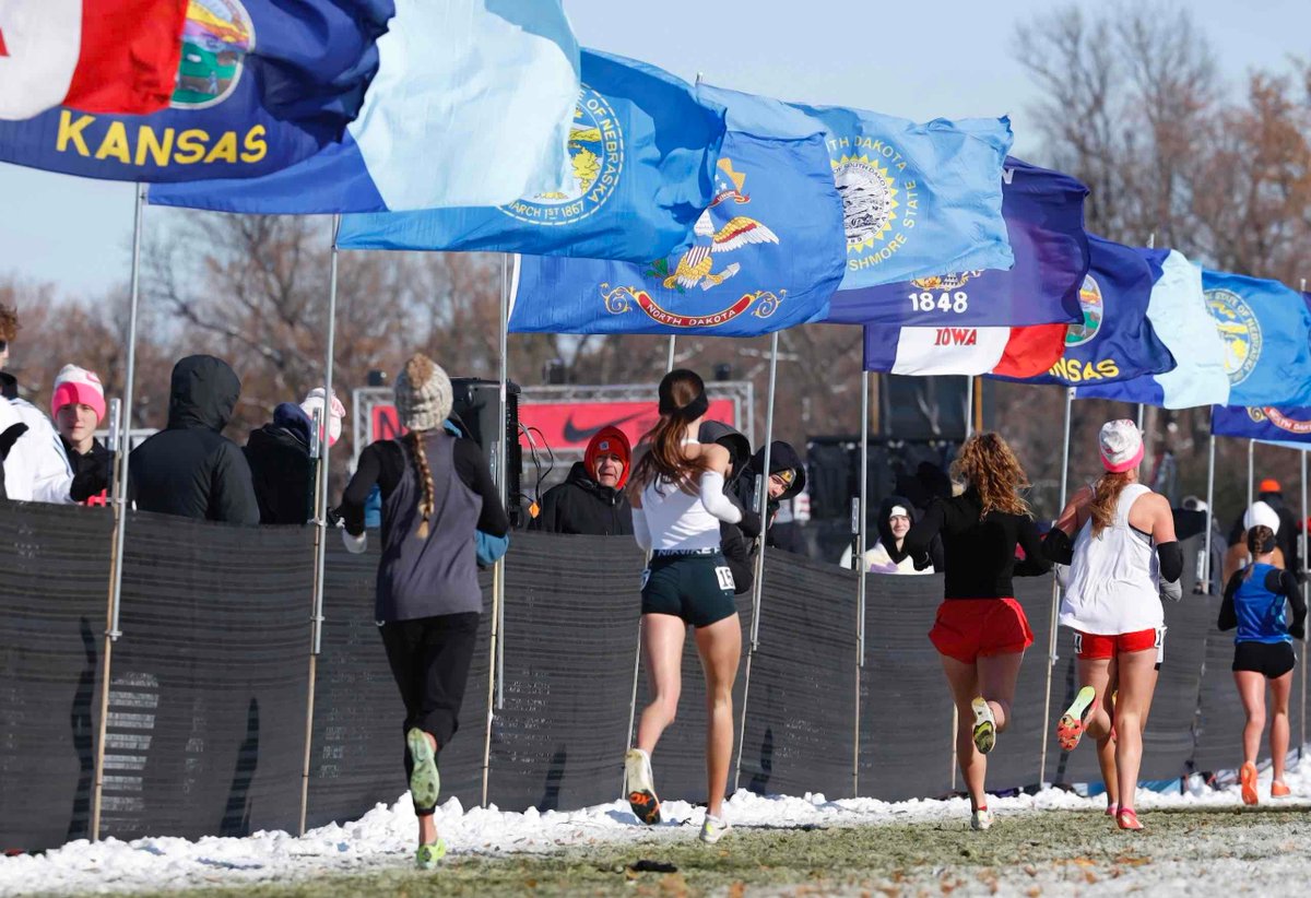 RunBlogRun's tweet image. Fall XC Training, November 18, 2025, Week 12, Day 2, Tempo Run

2025 Fall Cross Country &amp;amp; Racing Season, November 17, 2025, Week 12, Day 2, Tuesday is Tempo Day! buff.ly/buzSLSN , #crosscountry, #running, #training, #VomeroPLUS, #PegasusPLUS, #NIKERunning, #NIKE,…