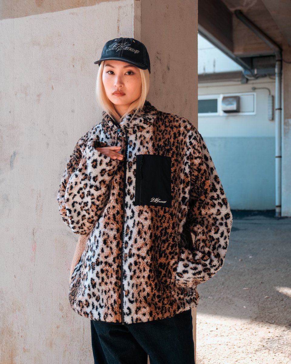 RE-STOCK ITEM NOW ON SALE □ITEM LINE-UP REVERSIBLE SHERPA JACKET