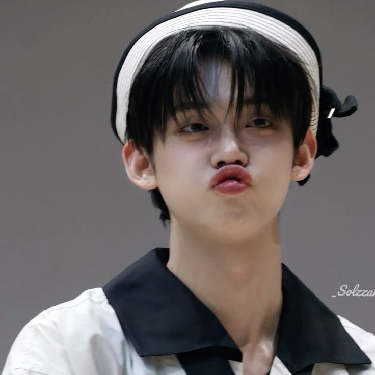 moazzing0822's tweet photo. 알티 마니 해주세여..ㅠㅠ #2025MAMAVOTE #tomorrowxtogether https://t.co/Kz09cvWsQA