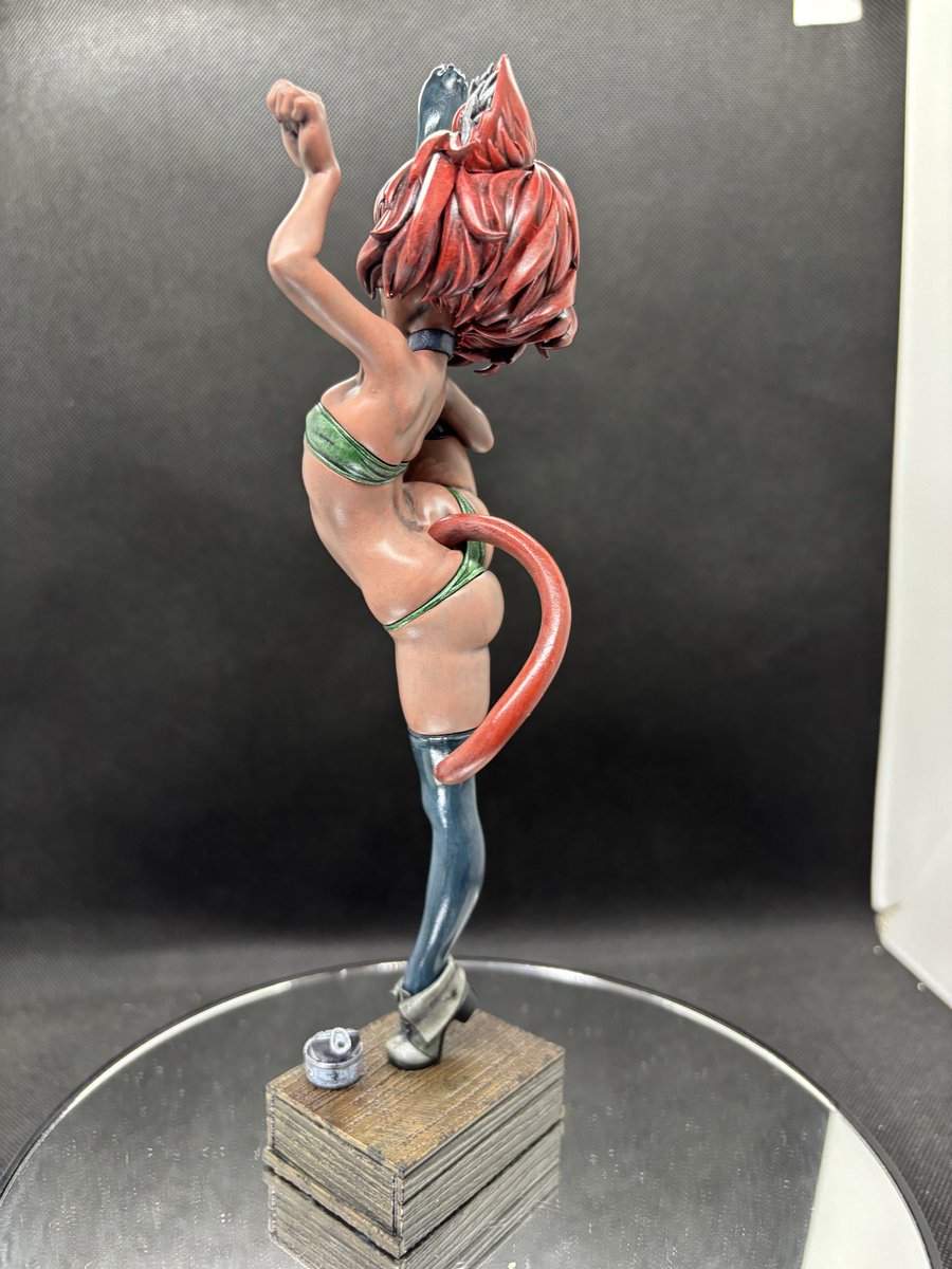 若紫ねこみちスラップチョップで仕上げましたw エクスプレスカラーフェアリースキンで褐色塗装してますw

原案:ぽこみち様(<a href="/69pocomi/">ぽこみち</a>)
原型:パポ様(<a href="/redindig/">パポ</a>)
企画:続・玄米低温貯蔵庫様(<a href="/kanari1st/">よめ(fol嫁)</a>)

#モリチュアの褐色備忘録