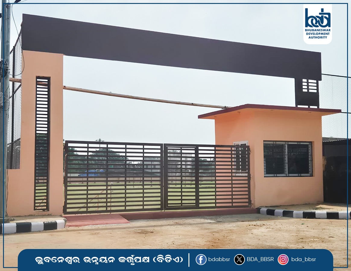 BDA_BBSR's tweet image. BDA is developing a multi-sports facility in Jadupur. The facility will feature a sprinkler irrigation system, smart lighting &amp;amp; drainage along with cricket-cum-football grounds.
#BDA #SportsInfrastructure #UrbanDevelopment #SportsForAll