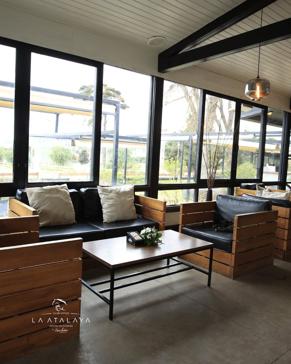 En Atalaya Eventos podrás disfrutar de una ubicación privilegiada para celebrar tus eventos. Un lugar mágico y lleno de personalidad, que le dará ese toque especial a cualquier celebración 🥂.

Contácta con nosotros a través del teléfono 📲 615 618 475