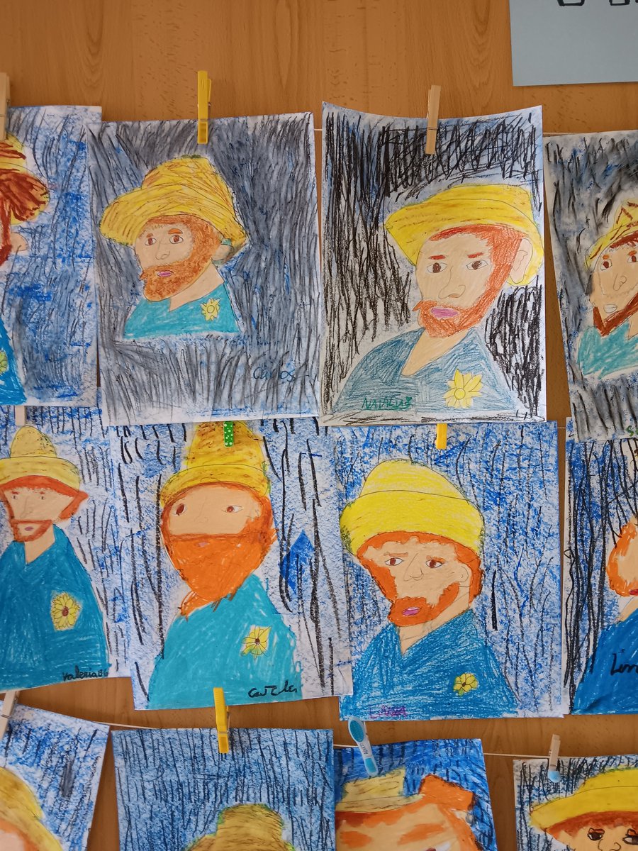 🎨 Nuestros alumnos de P2 aprenden con la obra de #VanGogh a utilizar los colores que predominan en sus obras.

🖌️ europaschool.org
#EuropaEsMiColegio 💙🇪🇺