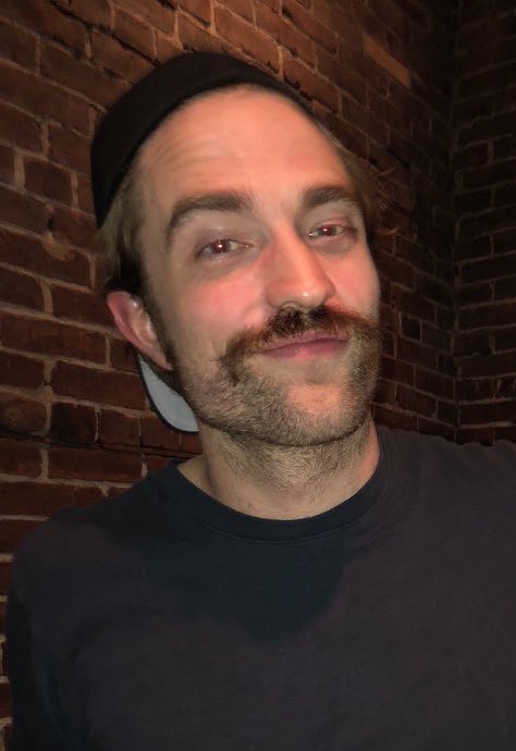 battinsonglazer's tweet image. rob and his mustache 💔 something i'll never forget