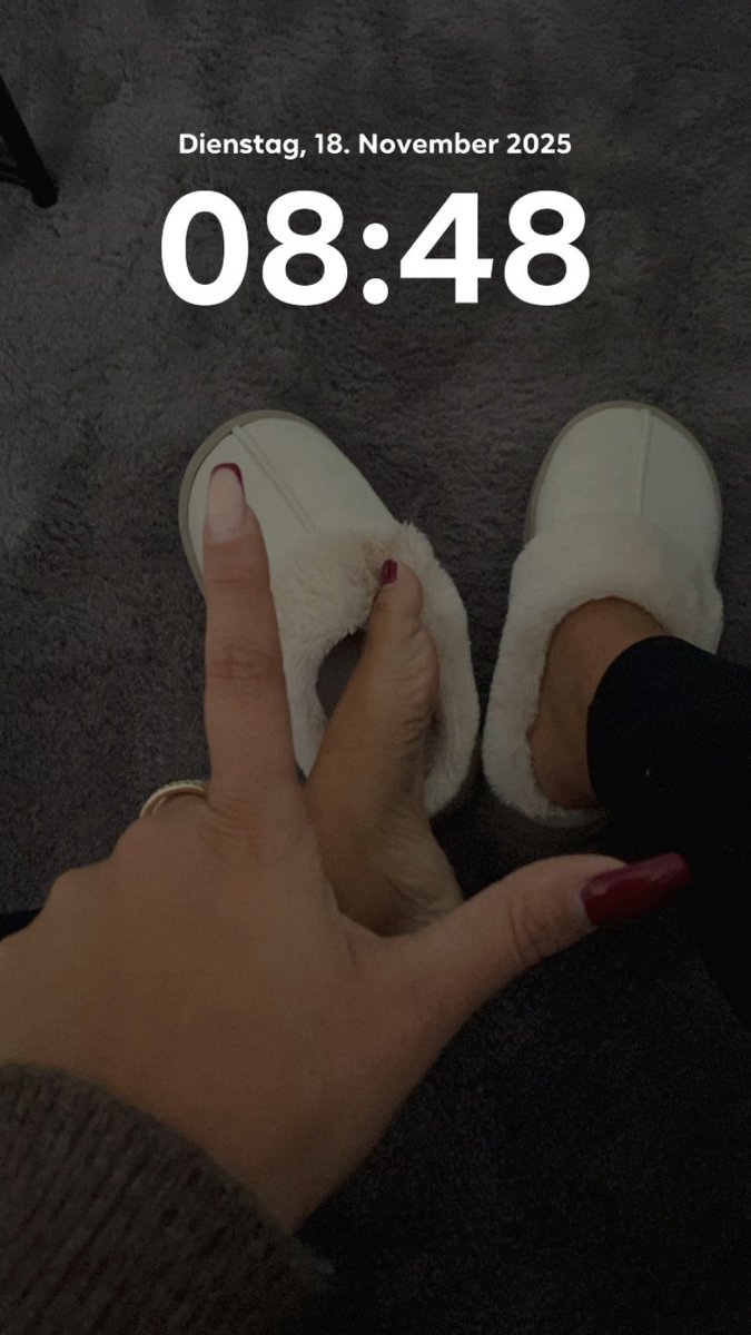 Guten Morgen ihr Loser 😂
Ich will euch weiter ausnehmen 🤑
#zahlsklaven #geldsklaven #findom