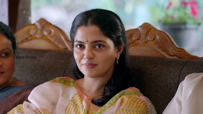 H_SteveX's tweet photo. சிங்காரி என்ன கொஞ்சம் சிக்கமா சிக்கெடுத்தா காத்தோட சுத்த வச்சா ரிங்கா ரிங்கா 😍🥰

#NikhilaVimal https://t.co/rSKGkqrYLE
