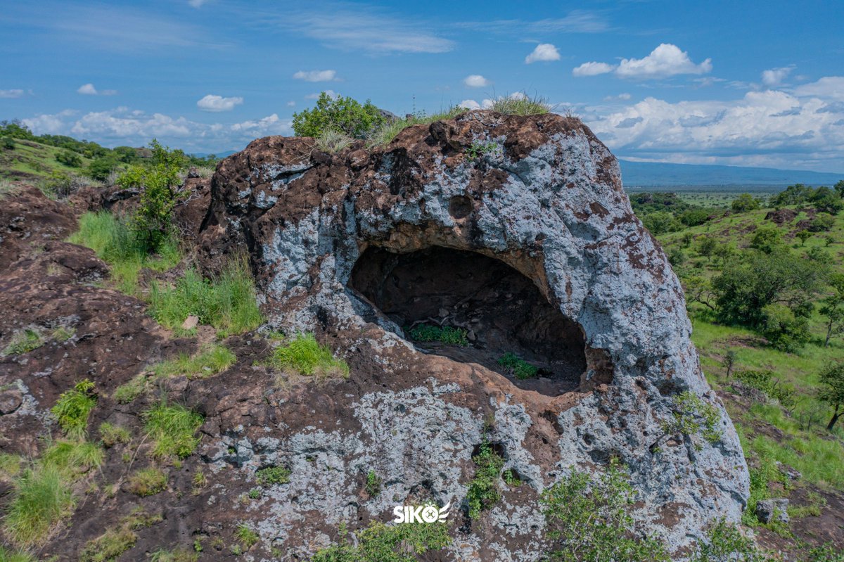 dickson_siko's tweet image. Friends, Your vote would mean a lot in supporting my work promoting responsible and inspiring travel through photography.
👉 To vote: ekkula.ateiug.org/ongoing/2025/e…
Vote Twinamatsiko Dickson
#SikoIsHere #DronesForGood #EkkulaAwards2025 #SustainableTravel