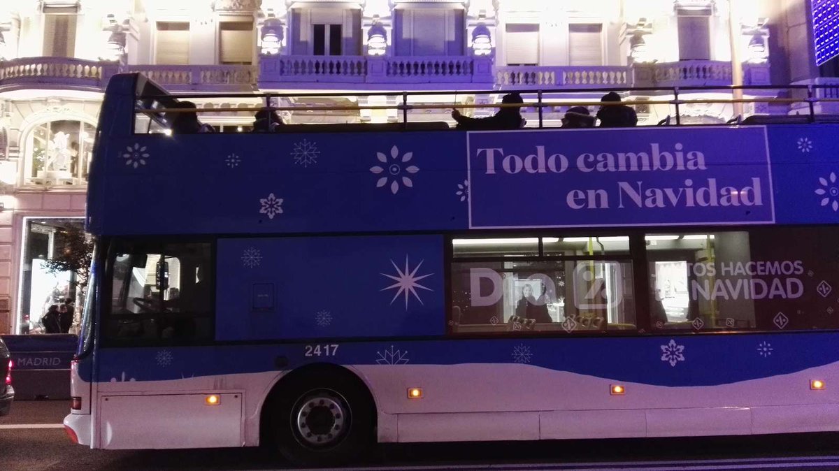 El autobús para ver la iluminación especial de Navidad en Madrid ya no cuesta 3€ como antes. Ahora los precios están en torno a 15€.
miradormadrid.com/naviluz-bus-de…
Lo bueno es que hay varios operadores con opciones diferentes.