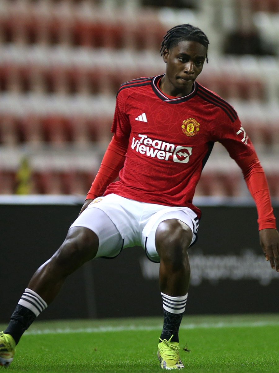 eaglesscout_ng's tweet photo. HABEEB OMOTOLANI OLUWATOYIN OGUNNEYE:
He was born on the 12th November 2005 in Hackney, London, England.
 To Nigerian parents.
FOOTBALL POSITION: He plays primarily as a right-back (defender), and he is also capable of operating as a wing-back. 
🇳🇬 https://t.co/UCe3jRaoEj