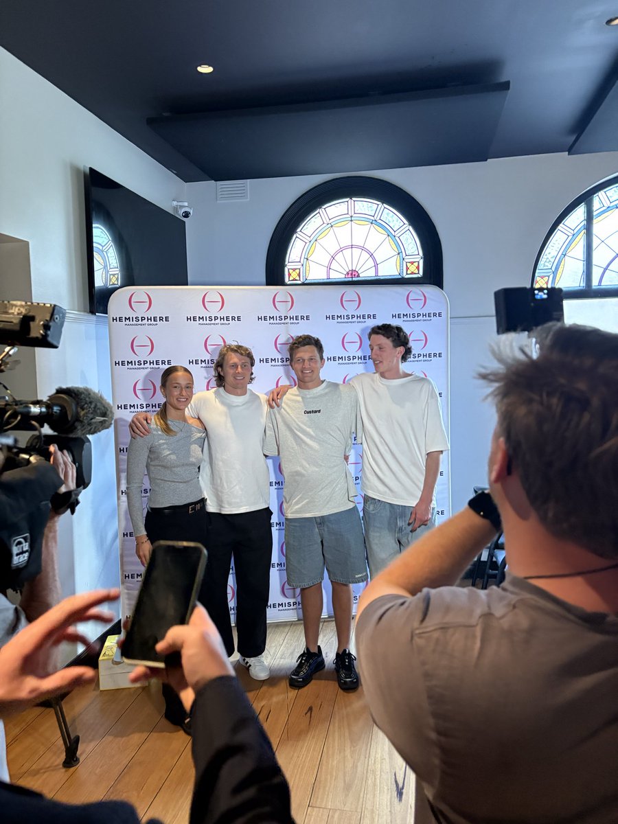 A Duursma family affair. 
Willem will become the fourth sibling to join the big leagues at tomorrows AFL National Draft, joining Xavier, Yasmin and Zane.

He’s expected to go pick one to West Coast- and it looks like he’s got everyone covered in the height department!