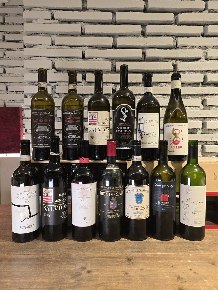 Un almuerzo con 11 casas top, la mayoría de ellas entre lo más reverenciado de Montalcino, y rematado con una Chiara Condello y un Carleone para no aburrirse de tanto Brunello.
Eso no fue un lunes:
Fue una misa mayor en honor al #Sangiovese