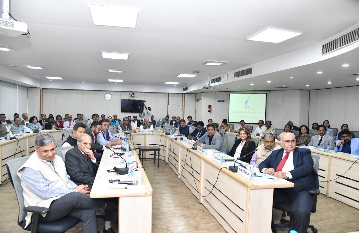 EPSIIndia's tweet photo. @EPSIIndia convened a significant interaction with educationists from leading universities across India and senior officials from the @EduMinOfIndia to discuss the direction of the One Nation One Subscription initiative.

#EPSIIndia #EPSI #OneNationOneSubscription #ONOS
1/2 https://t.co/alw2imYXwl