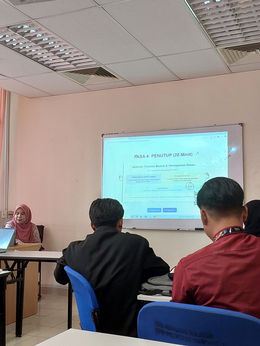 AmmarIpg2004's tweet photo. Kemahiran Penerangan dan Visualistik yang paling penting kerana merangsang murid untuk menggunakan kesemua deria. Ini akan memperkukuh pengalaman konkrit mereka dan memudahkan mereka untuk menggunakan imaginasi pada masa akan datang
#IPGKBMKontemporari
#WiraDigitalMadani https://t.co/fGtp3SvdE0