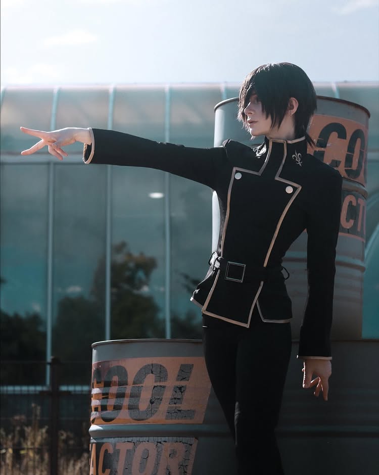 VikiDoky's tweet image. Lelouch Vi Britannia 🔥
Cosplayer: @sammyscosplay
📸: @pega_productions
Repost from INS

#codegeass #lelouch #lelouchvibritannia #lelouchlamperouge #codegeasscosplay #lelouchcosplay #animecosplay