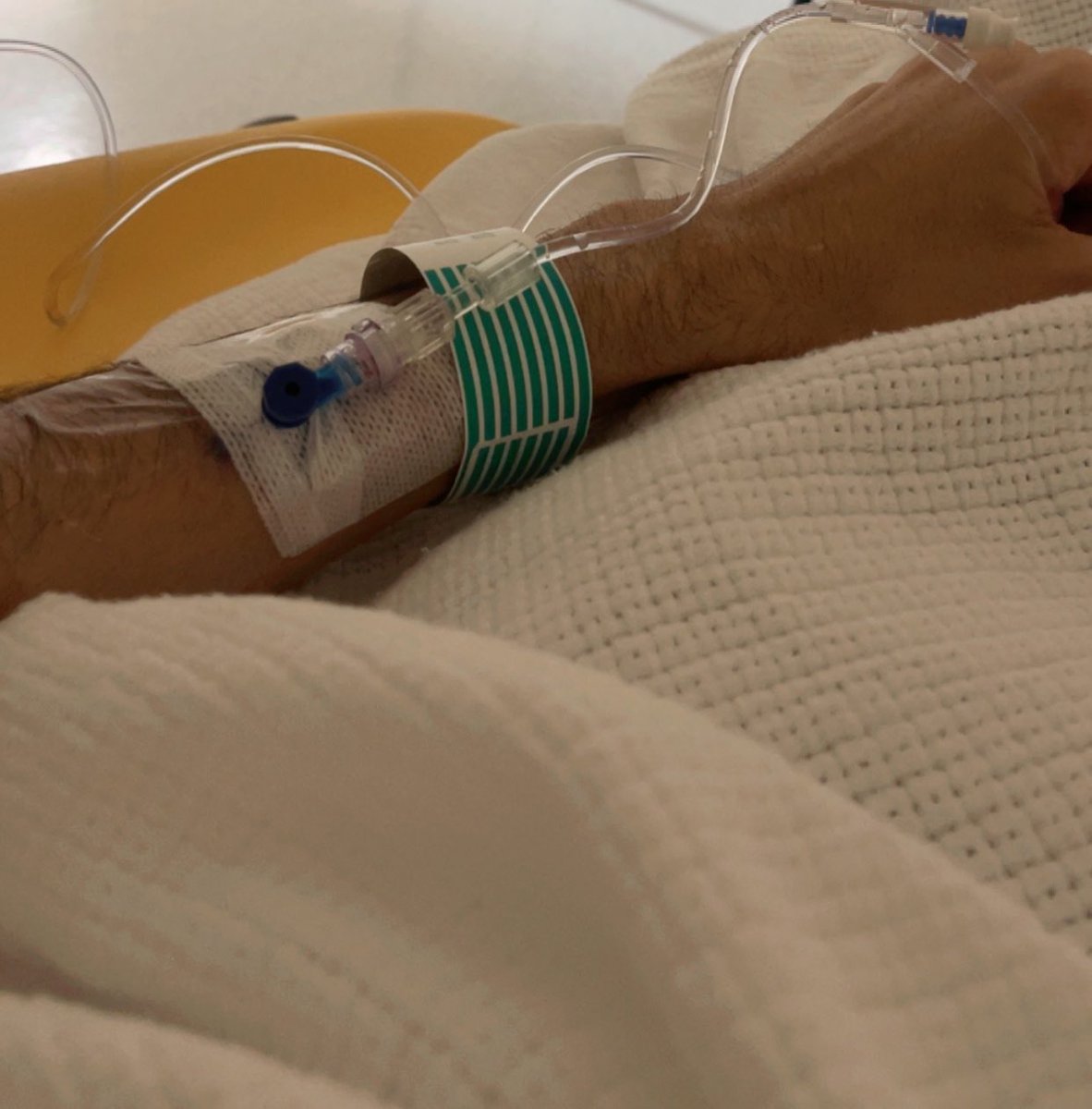 سلطان tweet media