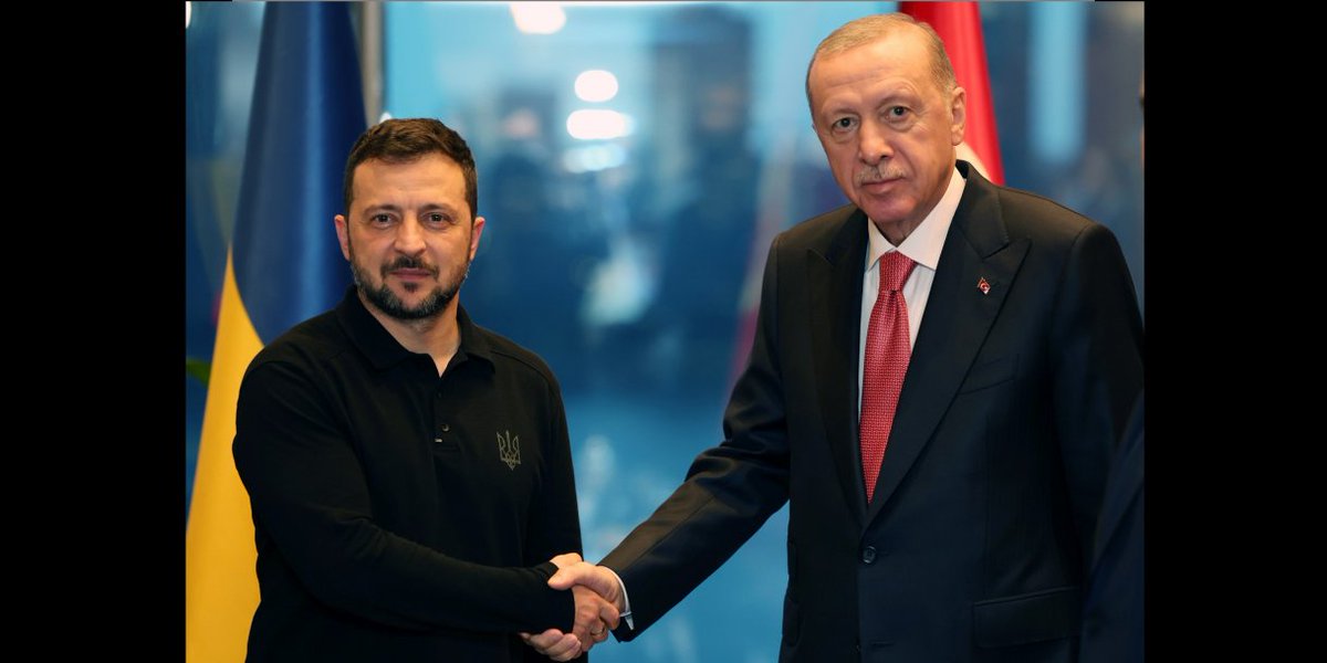 HaberBuzzz's tweet photo. Zelenski yarın Türkiye’ye geliyor.
🇺🇦 Ukrayna Devlet Başkanı Volodimir Zelenski, Cumhurbaşkanı Erdoğan ile görüşmek ��zere yarın Ankara’da olacak.
Görüşmede savaş, tahıl koridoru ve ikili ilişkiler ele alınacak.

#SonDakika #Zelenski #Türkiye #Gündem https://t.co/QK6WhadA0f