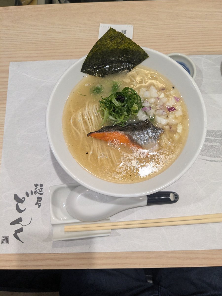D2sVs's tweet photo. 2025/11/15
今年最後の長野遠征。
🔰ほー2件。既訪1件。
中華蕎麦 あす真 (塩らーめん)
麺屋 どんく (限定 鮭白湯蕎麦)
つけ蕎麦中華蕎麦 尚念 (濃厚魚介つけそば) https://t.co/oltvuk1KDv