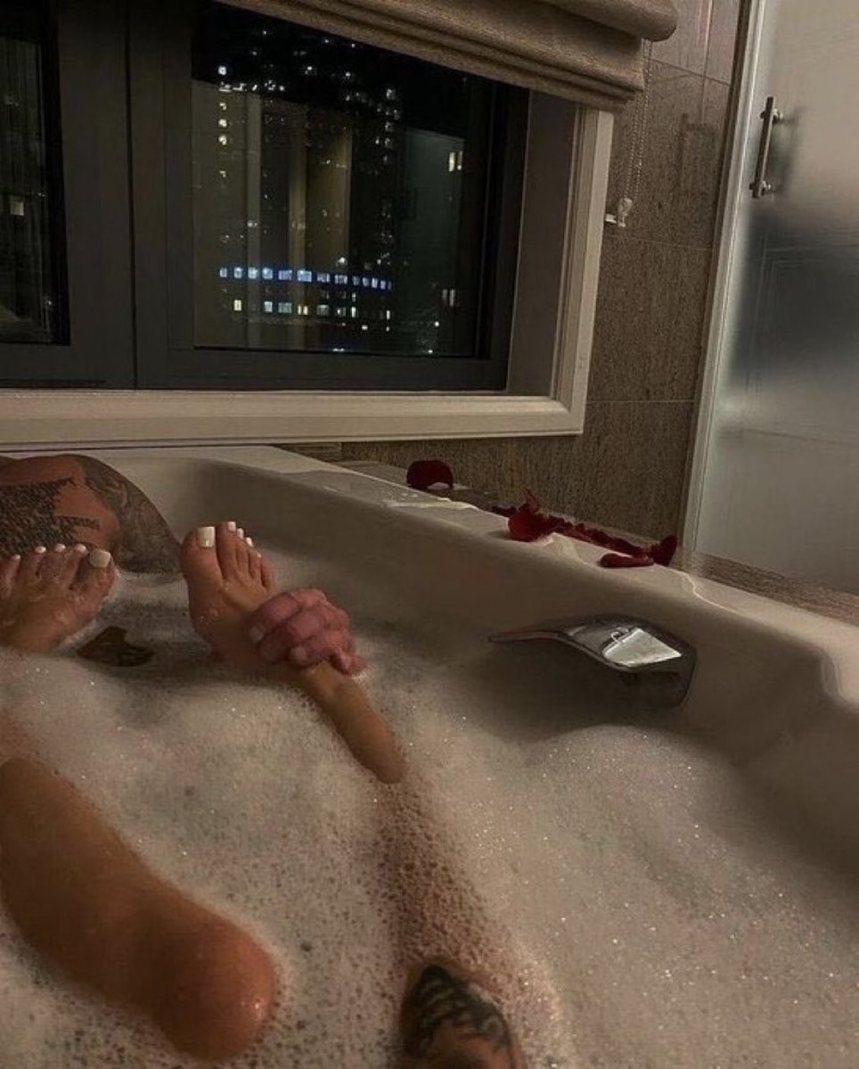 ilycelestial's tweet image. 