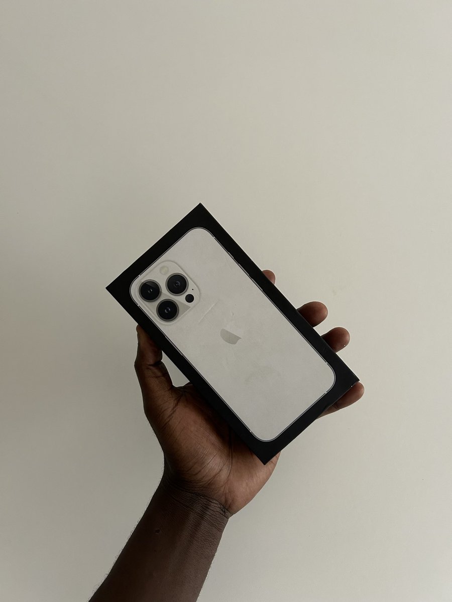MandaGift's tweet image. BRAND NEW 
iPhone 13 PRO 128GB 
Price:K9,999 ONLY PROMO PRICE
CALL/WHATSAPP +260773661548
📍E.W Tarry’s TB12 opposite Central Park off Cairo road Lusaka.